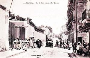 725- Mascara - rue de Mostaganem et les casernes